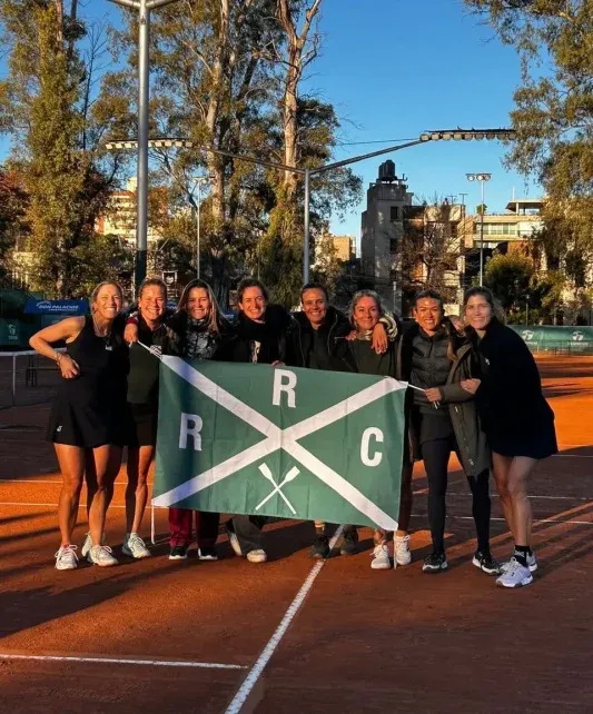 En el Campeonato Interclubes, organizado por la Asociación Rosarina de Tenis (ART) Rosario Rowing Club se quedó con la Copa Average.