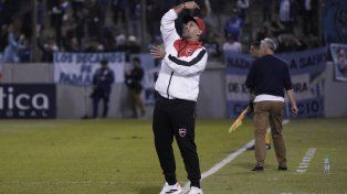 Cristian Fabbiani decidió que un atacante que todavía no fue titular aparezca entre los once de Newells.