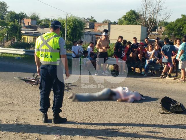 Un ciclista murió al ser embestido por un camión en Circunvalación