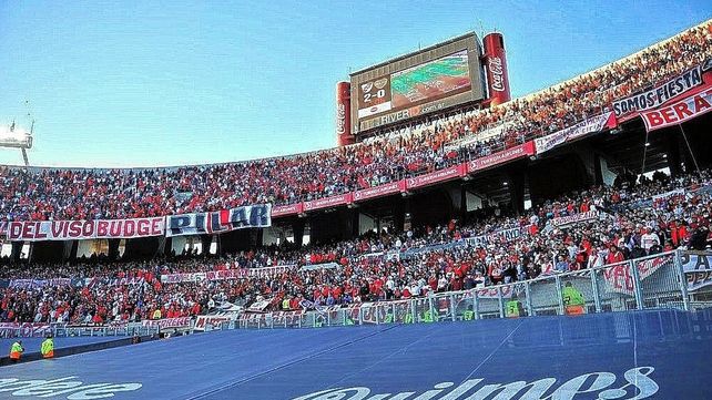 Desde River deberán cumplir este domingo el aforo.