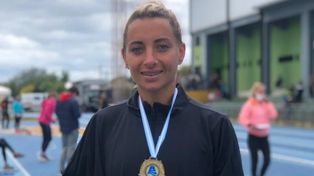 La atleta Evangelina Thomas corrió y atrapó a un ladrón que entró a robar su casa
