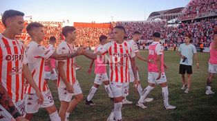 Unión juega un partido decisivo contra Gimnasia en el Bosque