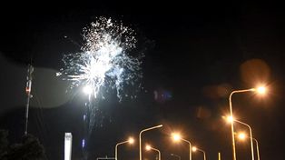 El Túnel recibió sus primeros 50 años con un show de fuegos artificiales