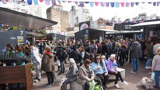 Rosarinos y rosarinas disfrutaron de la variada distintiva propuesta emplazada en la plaza Montenegro.