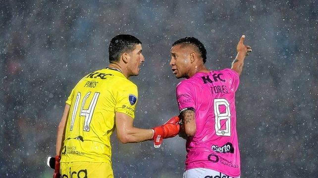 El abogado de Jorge Pinos avisó que la Fiscalía podría sancionar a Técnico Universitario.