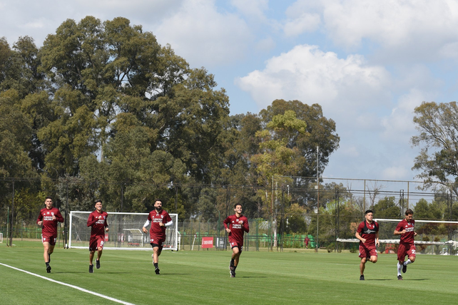 El plantel de River se sometió a nuevos hisopados