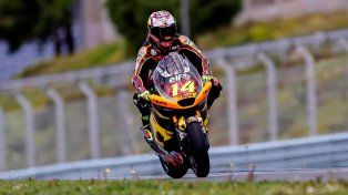 Tony Arbolino, fue el más veloz en el primer día de competencia de Moto2. Junto a Salac y Acosta se sacaron chispas.