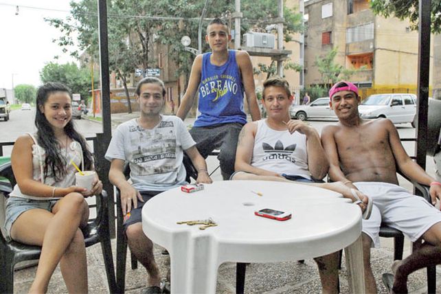 Los vecinos que se animan cuando el cemento se enciende