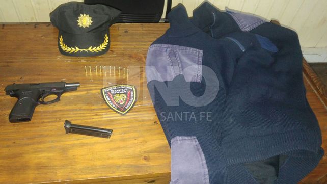 Se disfrazó de policía, amenazó a un matrimonio y terminó en un calabozo