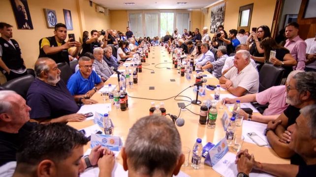 Durante la reunión del Consejo Directivo de la CGT se acordó que la concentración sea a las 15 en la Plaza del Congreso.