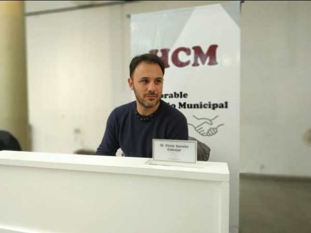 Víctor Secreto, 41 años, concejal y médico, presentó el proyecto para declarar las jornadas de interés.