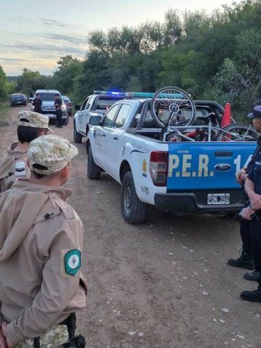 Hallaron sin vida a la joven que desapareció tras ser arrastrada por una correntada cerca de Los Charrúas