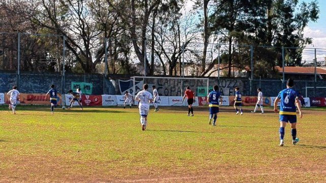 Se disputará el domingo la final de la Copa Santa Fe del fútbol femenino.