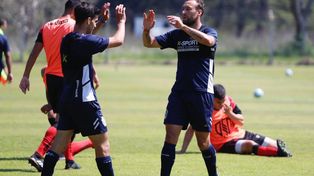 Brahian Alemán marcó un gol en el triunfo de Gimnasia sobre Defensores de Belgrano.