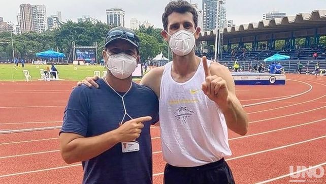 Germán Chiaraviglio consiguió la medalla de oro en salto con garrocha