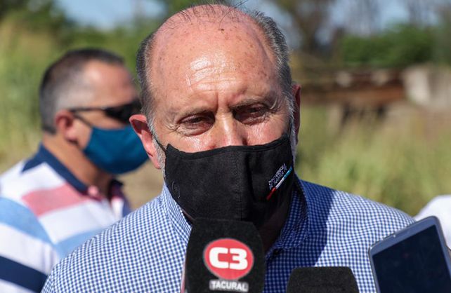 Cuando lleguen las vacunas serán para los docentes pero en marzo comienzan las clases