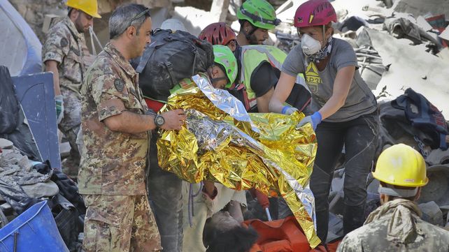 Las estremecedoras imágenes del sismo que sacudió a Italia