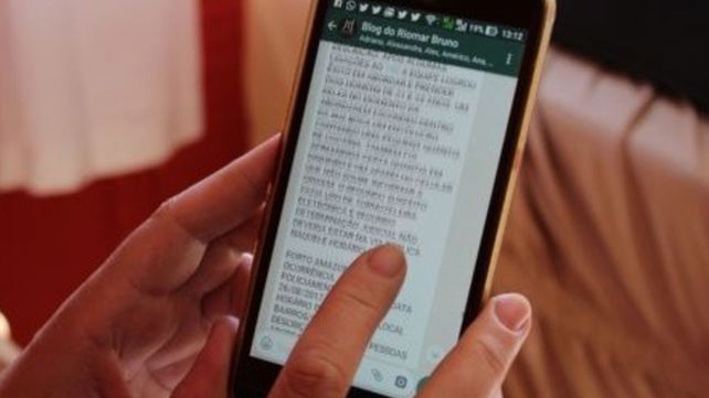 Ya está disponible la aplicación que espía los chat de WhatsApp