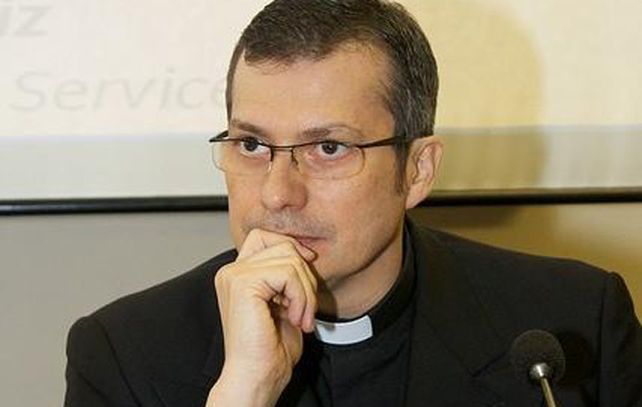 El sacerdote argentino Lucio Ruiz fue ordenado en Santa Fe.