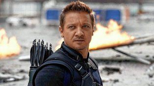 Jeremy Renner en grave estado tras sufrir un accidente en la nieve