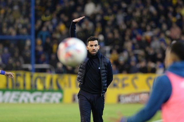Cómo piensa jugarle Carlos Tevez al Newells de Javier Sanguinetti
