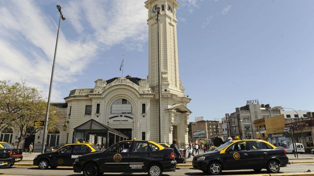 La parada de taxiste en la Terminal vuelve a estar en centro de la polémica. 