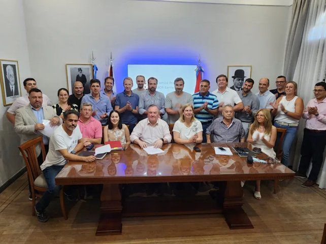 Unidos propone que la Convención Reformadora sesione desde julio en un marco de absoluta austeridad