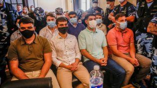 El proceso, que se lleva adelante en dolores, tuvo como testigo clave a un policía bonaerense que se desempeña en la ciudad costera y dijo que el rugbier Máximo Thomsen involucró a Pablo Ventura en el crimen, al decir que una zapatilla manchada con sangre, secuestrada en la casa donde veraneaba el grupo, pertenecía al remero.