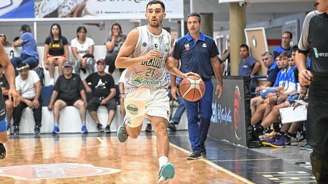 Ferro venció como visitante a Independiente de Oliva en el único partido del sábado.