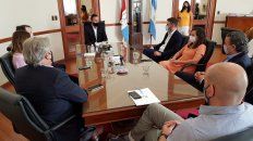 la casa gris y el partido socialista repasaron la agenda politica en santa fe la casa gris y el partido socialista repasaron la agenda politica en santa fe
