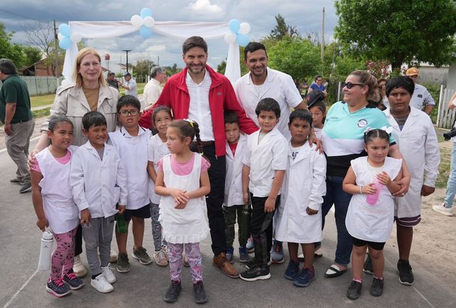 Con una travesía motoquera, Pullaro y Scaglia inauguraron la pavimentación de la Ruta Provincial Nº 3