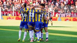 El festejo fue otra vez todo de Central en el clásico. Un 2 a 0 inapelable en el Coloso.