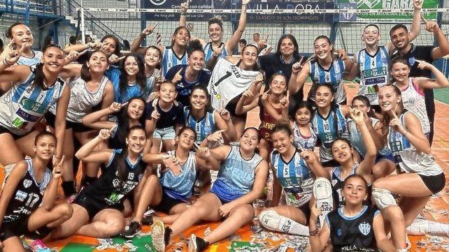 El equipo femenino de Villa Dora se consagró campeón al vencer a Banco Provincial por 3 a 2.