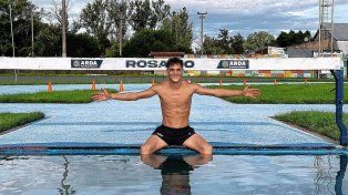 El campeón nacional Carlos Johnson se impuso en los 3.000 metros con obstáculos en el campeonato que se disputó en Rosario.