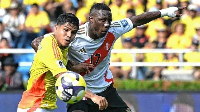 Colombia y Perú empataron sin goles en Barranquilla por las Eliminatorias Sudamericanas.