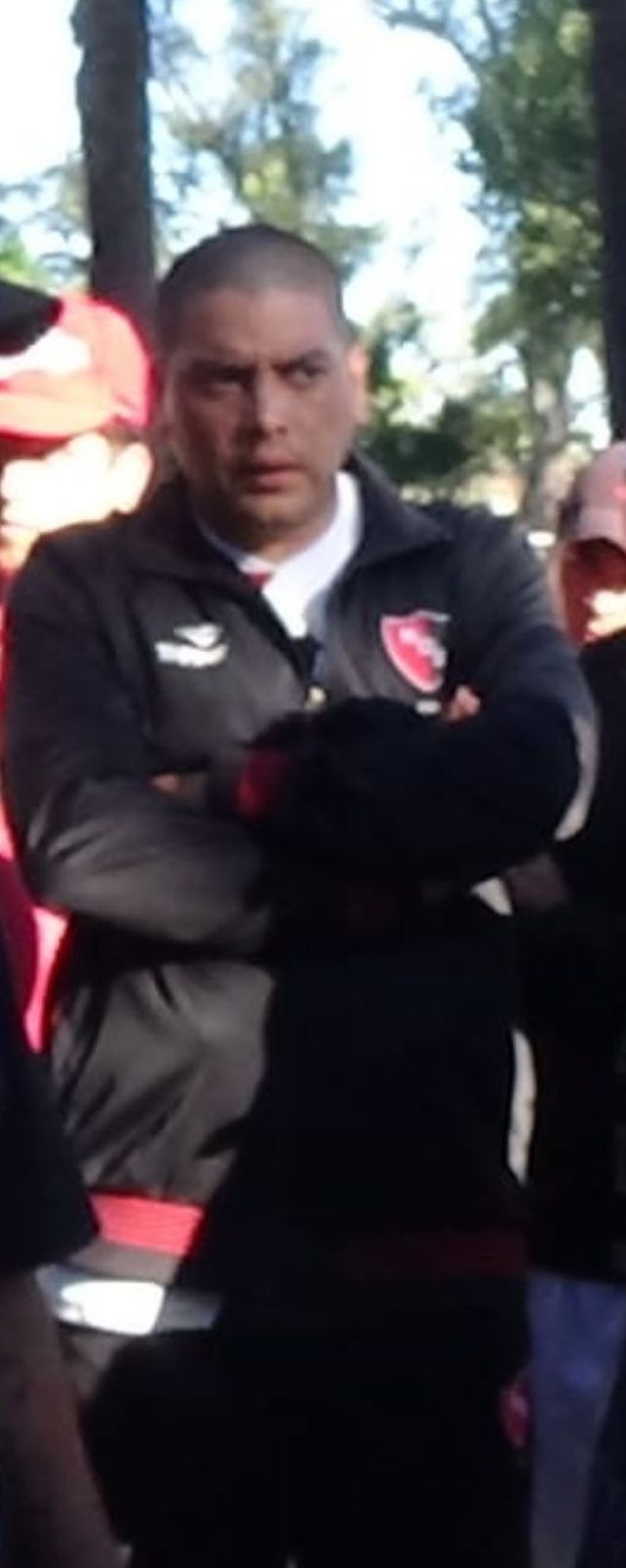 Nelson Chivo Sosa en sus tiempos de comandante de la barra de Newell´s.