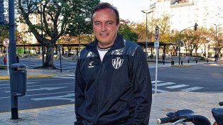 El segundo ciclo de Abel Balbo en el Ferroviario llegó a su fin.