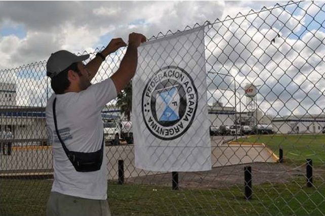 Bloqueo a las empresas lácteas