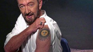 Protagonista de Los 4 Fantásticos homenajeó a Marcelo Bielsa con un tatuaje.