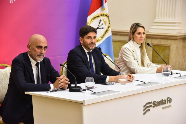 Pullaro: Queremos que Ficha Limpia esté en la nueva Constitución provincial