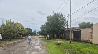 Apresaron a un hombre de 37 años que golpeó en la cabeza con una barreta de hierro al delincuente que entró a robar a su casa