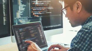 El promedio de aumento salarial estimado para el sector tecnológico es del 142% en el último año.
