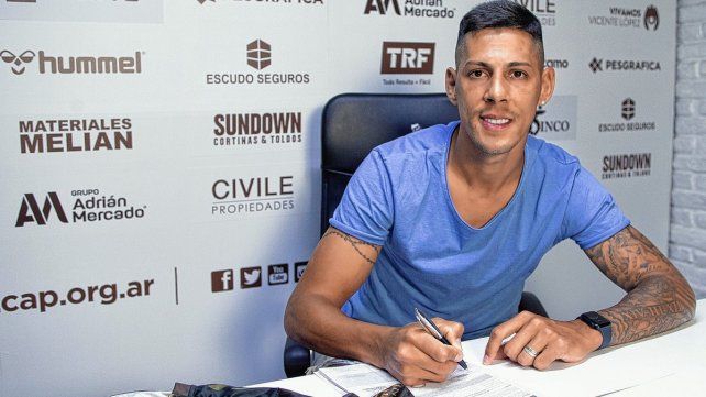 Mauro Quiroga firmó en Platense por una temporada.