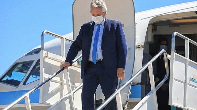 Alberto Fernández parte a Europa