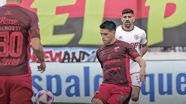 Favio Álvarez dejó una arenga en sus redes de cara al último partido de Colón.