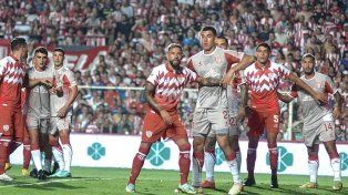 Unión recibe a Platense con la urgencia de obtener un triunfo