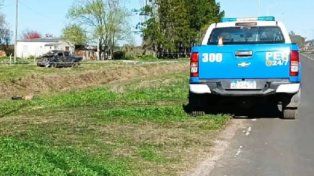Un conductor despistó, volcó y murió en uno de los accesos a Enrique Carbó