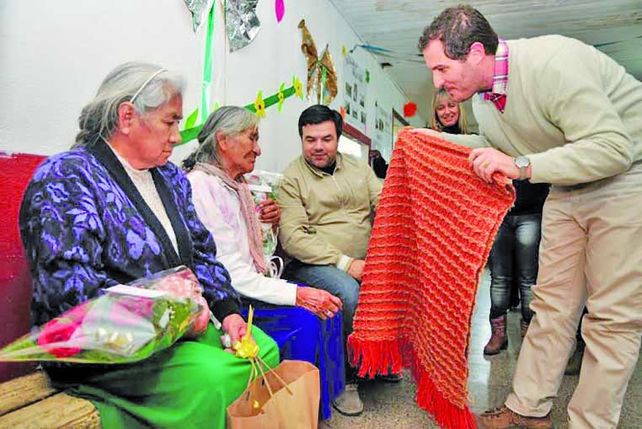Distinción: homenaje a dos abuelas Qom por su aporte a la comunidad