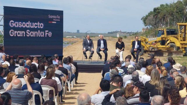 Gasoducto Metropolitano: en aproximadamente 10 días se cruza la laguna Gasoducto Metropolitano: en aproximadamente 10 días se cruza la laguna