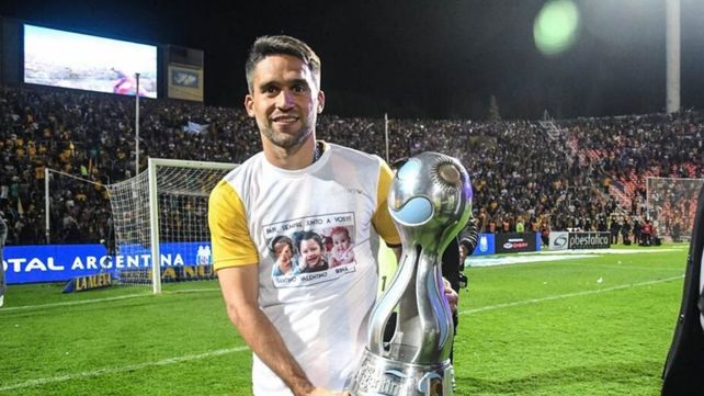 Caruzzo, campeón con Central en 2018, compartió plantel con Ibarra, a quien elogió mucho.